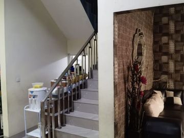 Jual Rumah Sunter Bisma Dekat JIS – Semi Furnished, SHM, Security 24 Jam, Harga 3,5 M Nego