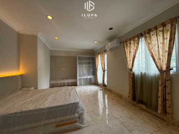 disewakan single house 3br baru renovasi lokasi strategis kebayoran baru