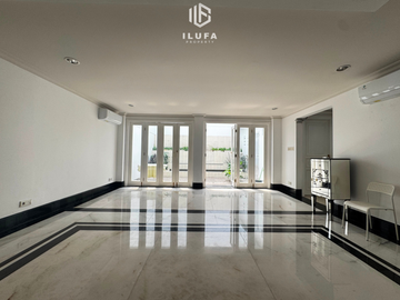 disewakan single house 3br baru renovasi lokasi strategis kebayoran baru