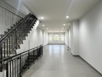 For Sale Rukan Unit Premium di Marina Pantai Indah Kapuk 2