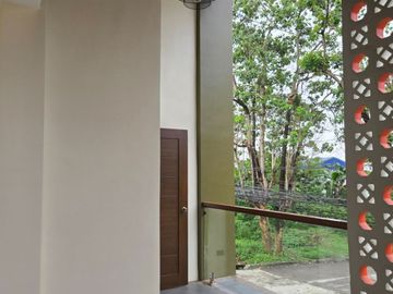 RFO 4 Bedroom Duplex Townhouse in Mambugan Antipolo City with 2-Car Garage -AJCE