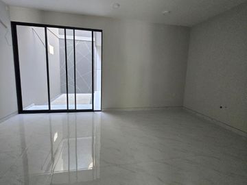 New Gress Rumah Baru Perumahan Penjaringan Asri, Medokan Ayu, Rungkut, Strategis dekat MERR