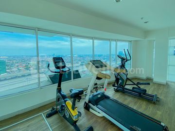 Sewa Apartemen Cozy and Best Deal Studio at Grand Kamala Lagoon