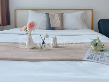 Sewa Apartemen Cozy and Best Deal Studio at Grand Kamala Lagoon