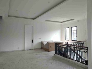 DiJual Rumah Mediterania American Style Woodland Citraland