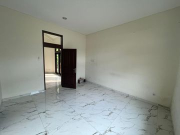 Jual Rumah Mewah Menteng SHM LT 795 m² Baru Renovasi Harga 54 M