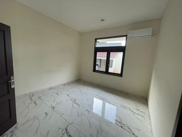 Jual Rumah Mewah Menteng SHM LT 795 m² Baru Renovasi Harga 54 M