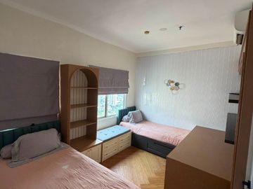 Dijual /sewa unit 2 BR Full Furnished Apartment Sudirman park