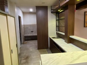 Dijual Rumah Ex-Resto (16X15m) SHM Hadap Selatan di BSD Sektor 1.4 Griya Loka
