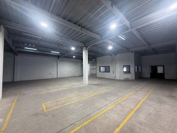 2 UNIT GUDANG SUDAH DIJEBOL Komplek Duta Indah Iconic - Tangerang SIAP PAKAI
