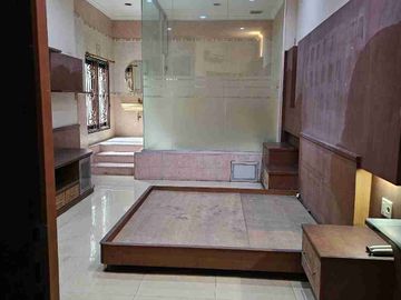 Villa Hook Polonia Komplek Malibu Indah