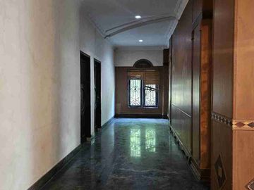 Villa Hook Polonia Komplek Malibu Indah