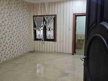Villa Hook Polonia Komplek Malibu Indah