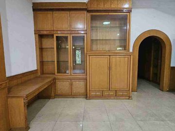Villa Hook Polonia Komplek Malibu Indah