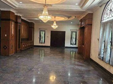 Villa Hook Polonia Komplek Malibu Indah