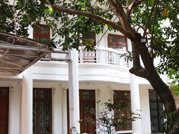 DIJUAL Rumah Asri di Ragunan - Jakarta Selatan