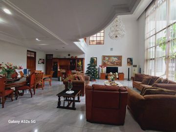 DIJUAL Rumah Asri di Ragunan - Jakarta Selatan