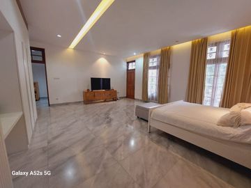 DIJUAL Rumah Asri di Ragunan - Jakarta Selatan