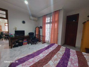DIJUAL Rumah Asri di Ragunan - Jakarta Selatan
