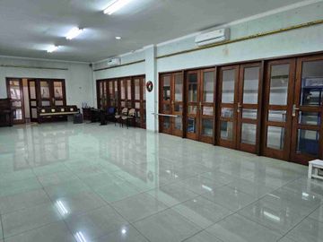 rumah cocok untuk usaha radio dalam dekat pondok indah
