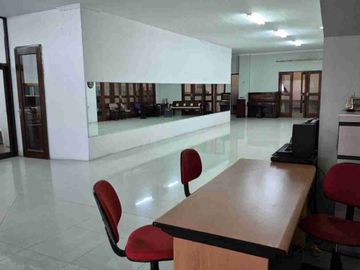 rumah cocok untuk usaha radio dalam dekat pondok indah