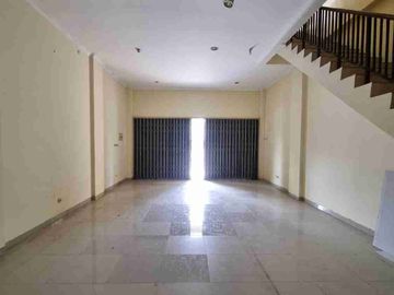 Disewakan Ruko Emerald 3 Lantai Di Harapan Indah Bekasi Dekat Sekolah Penabur