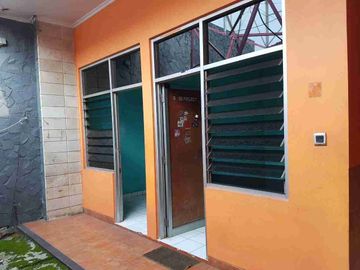 Di jual cepat  rumah cantik Siap Huni  di Boulevard Citra Grand