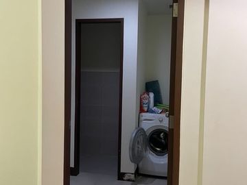 For Rent: 1BR Unit w/ Balcony in Central Parkwest for 45k per mos!