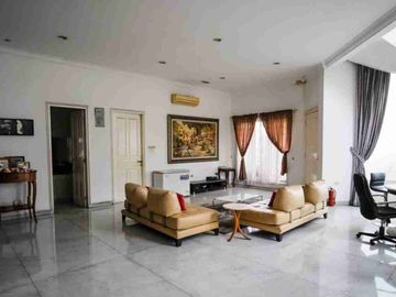 DIJUAL – Rumah Mewah Hook 2 Lantai di Intercon, Jakarta Barat 🏠✨