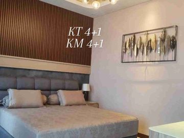 DIJUAL Rumah 3 lantai dengan kolam renang, full furnished & siap huni.