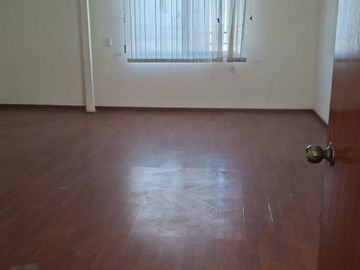 CASA EN SANTA MONICA EN VENTA