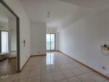 Apartement di m town 2BR lantai 25 sudah ada AC view golf