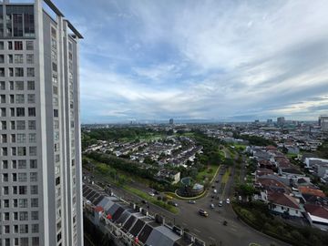 Apartement di m town 2BR lantai 25 sudah ada AC view golf