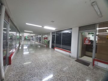 ARRIENDO OFICINA EDIFICIO OMNICENTRO PISO 2 OF 207