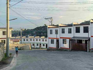 2-Bedroom Townhouse in Lagtang Talisay