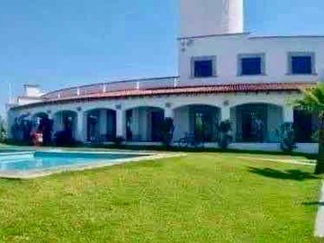 CASA EN RENTA EN FRACC LA MARINA con acceso directo al parque Metropolitano