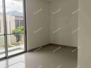 Rumah Siap Huni di Kawasan Modern PIK 2