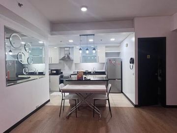 1 Bedroom with Balcony One Serendra Condo For Rent Bgc Taguig