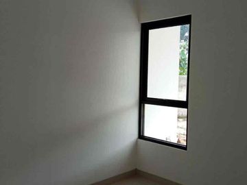Rumah cluster 1 lantai dengan akses bagus di tengah daerah pamulang, kota tangerang selatan