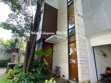 Exclusive Modern Townhouse Benda Atas, close to Kemang Area, Jakarta