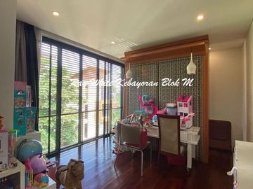 Exclusive Modern Townhouse Benda Atas, close to Kemang Area, Jakarta