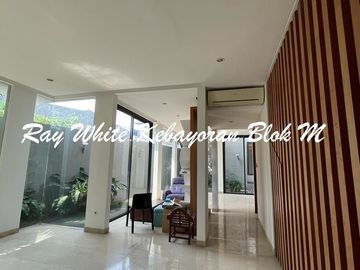 Exclusive Modern Townhouse Benda Atas, close to Kemang Area, Jakarta