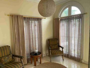 DiSewakan Rumah Fontainebleau,Bsd