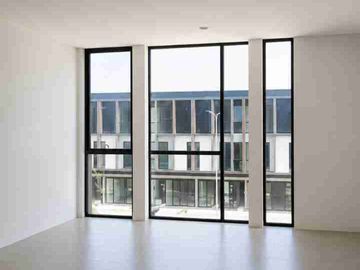 Disewakan Ruko Siap Pakai
Lakeview Hive Crest
Park Serpong