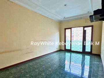 Rumah di Lokasi Strategis di Jakarta Selatan