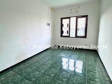 Rumah di Lokasi Strategis di Jakarta Selatan