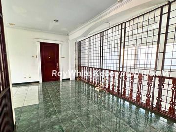 Rumah di Lokasi Strategis di Jakarta Selatan