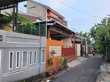 DIJUAL RUMAH BAGUS JL KAYU GEDE PAKUJAYA SERPONG UTARA TANGERANG SELATAN