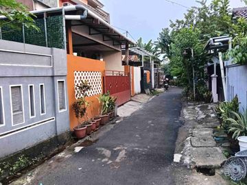 DIJUAL RUMAH BAGUS JL KAYU GEDE PAKUJAYA SERPONG UTARA TANGERANG SELATAN