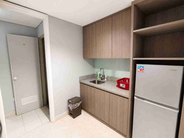 Ciputra world 2, Residence Tower